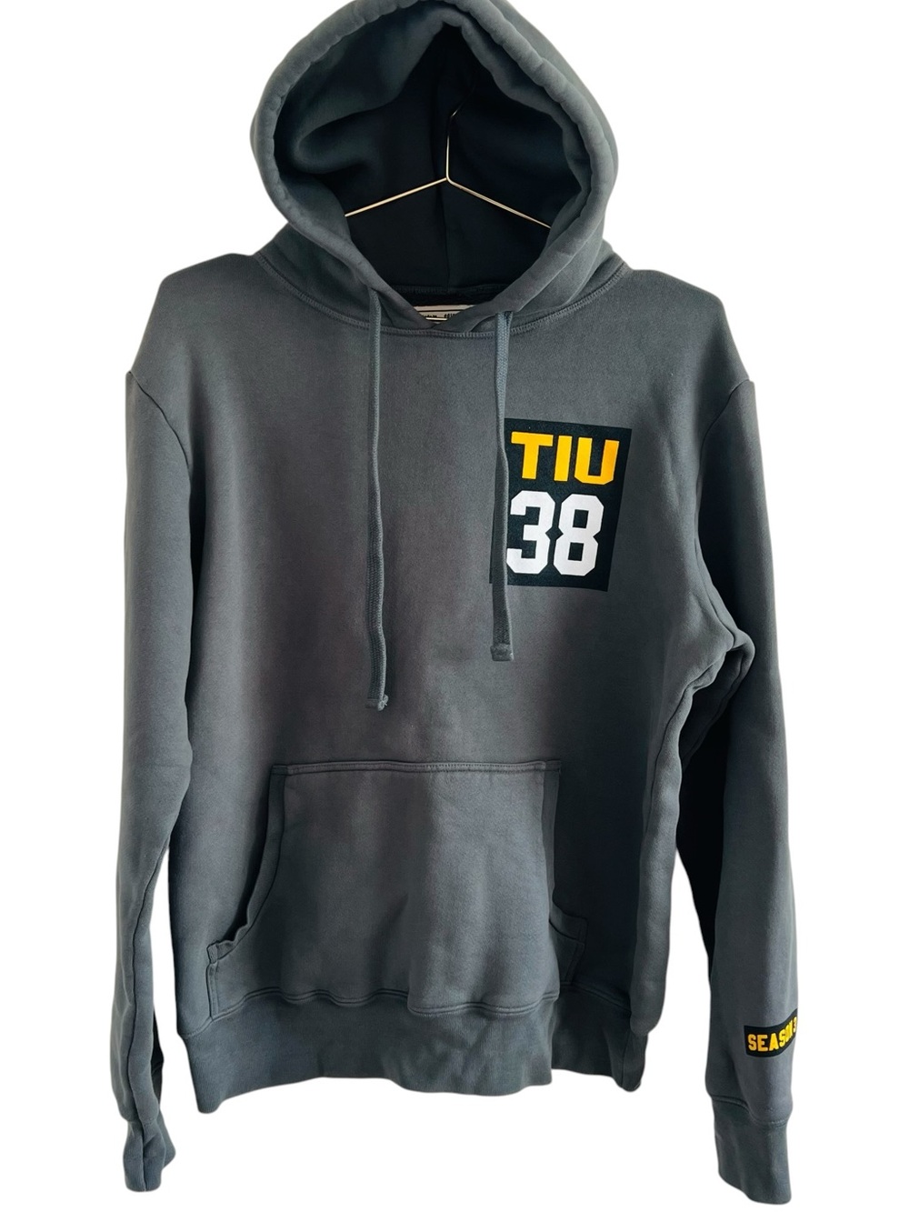 This Is Us 38 Hoodie Season 3 Cast Crew 2018 Fox Studios NBC